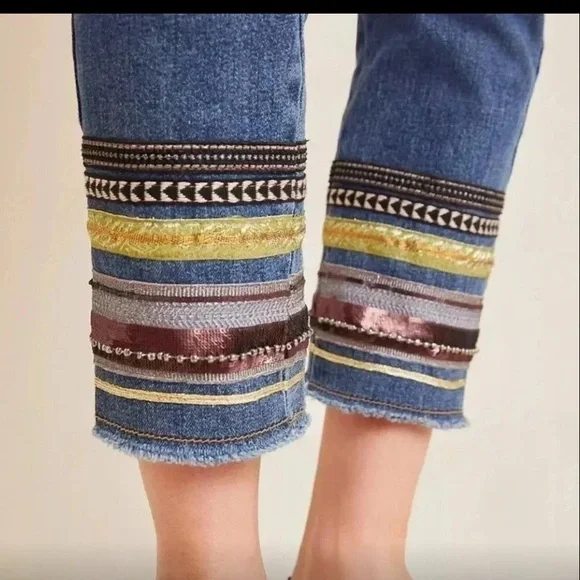 Anthropologie Pilcro and the Letterpress Embroidered Slim Capris in Sz 27 - Picture 3 of 11